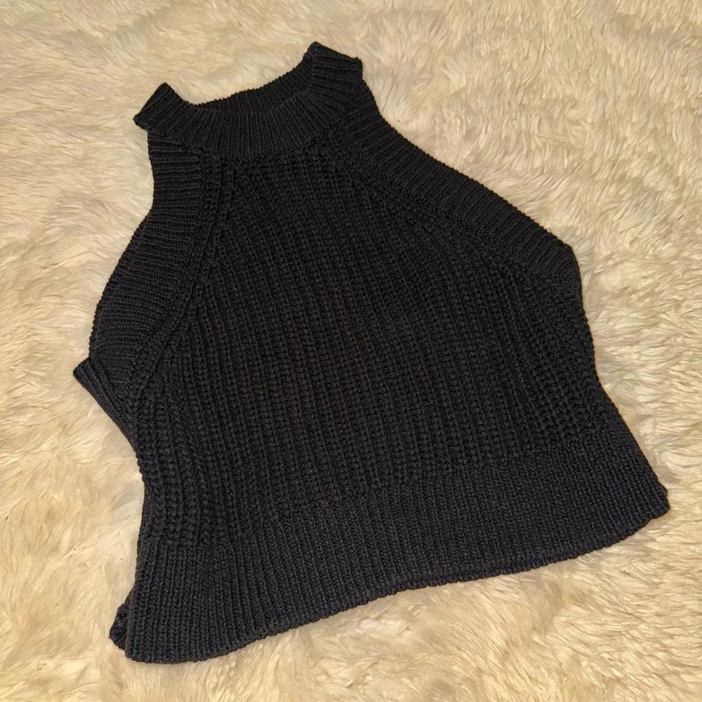 Aritzia Knit Crop Top